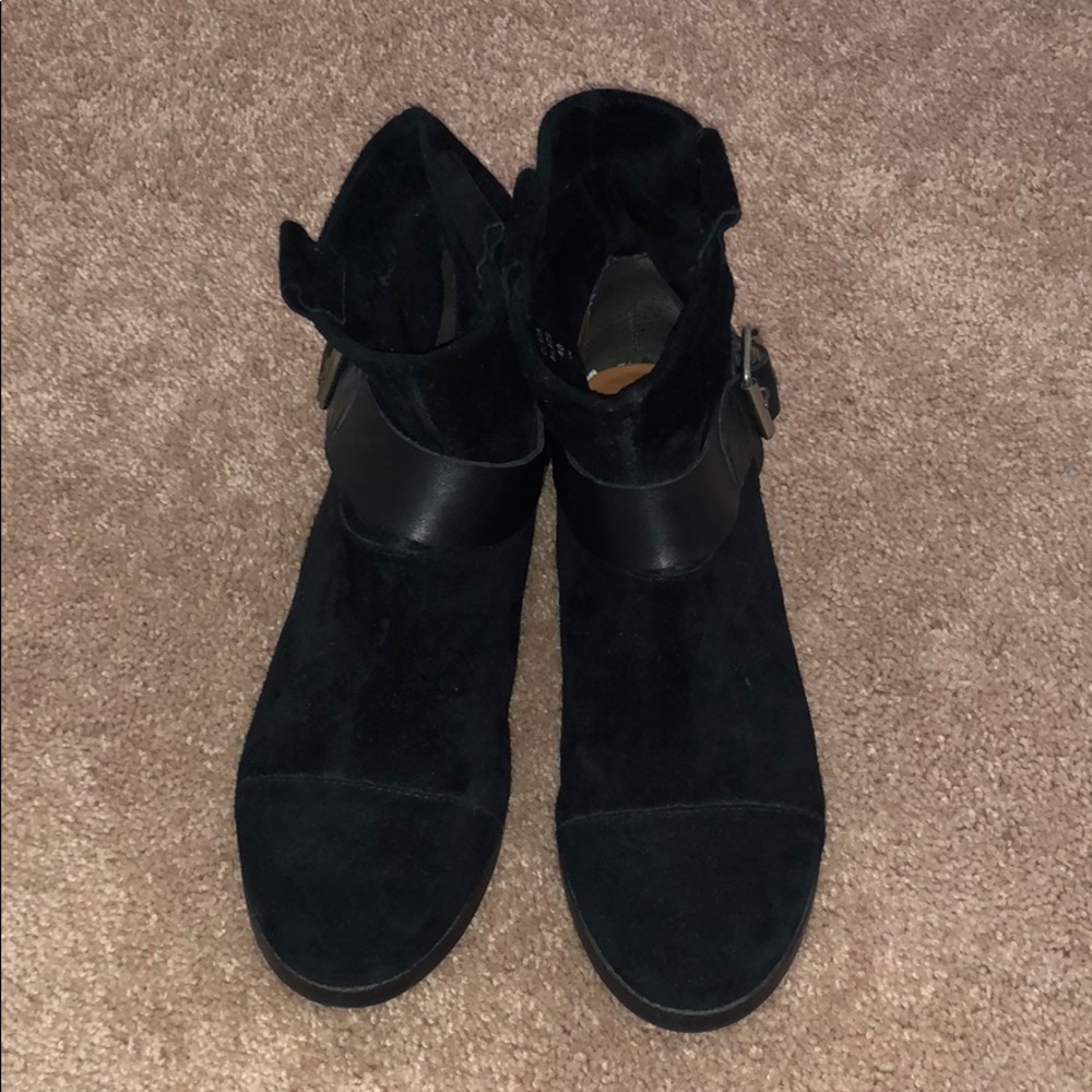 Black Ankle Bootie